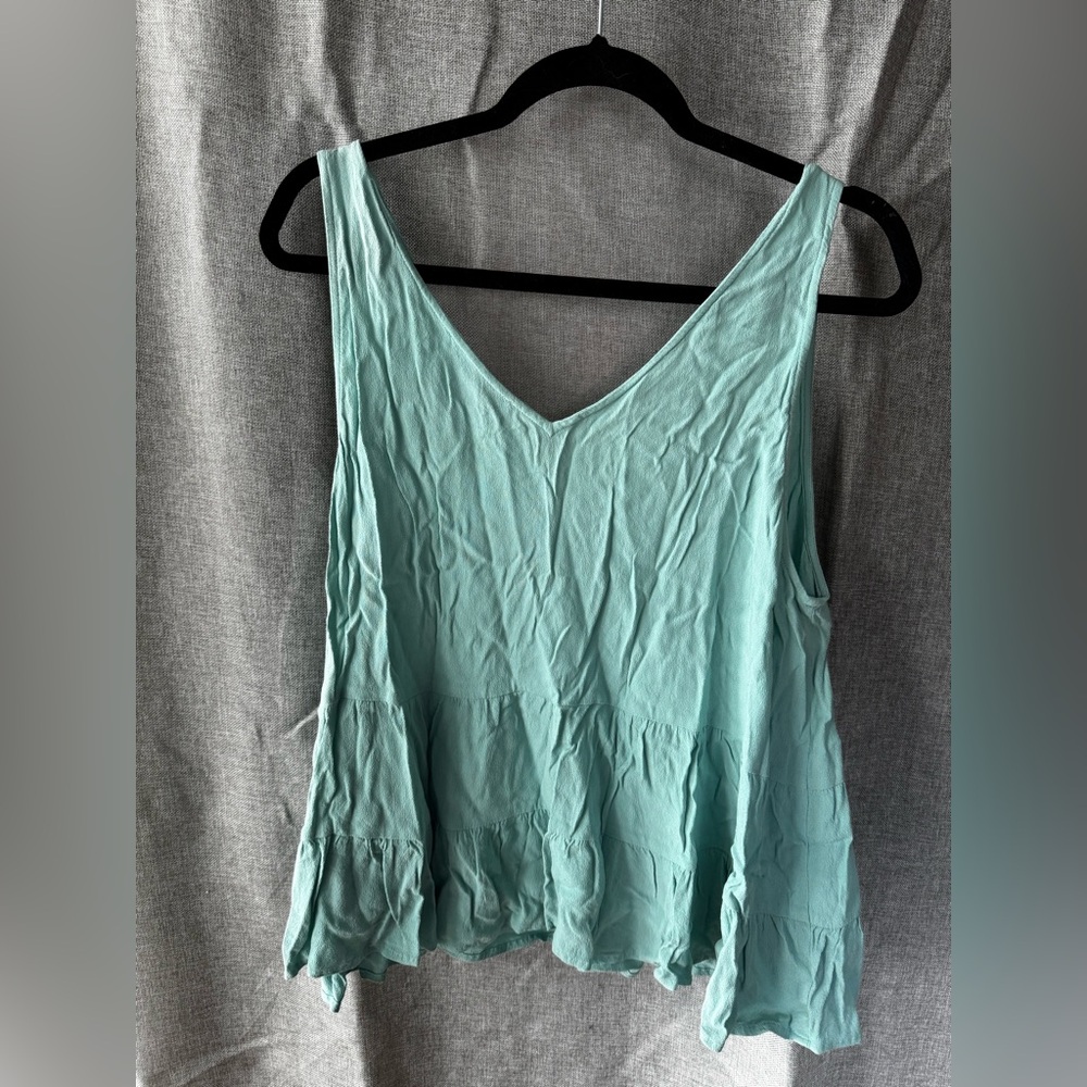 Loft Lightweight Mint Green Sleeveless Top - Picture 2 of 4